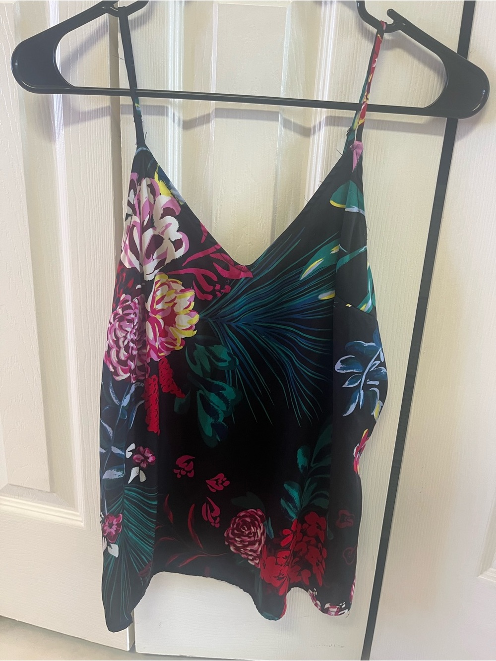 Floral V-Neck Spaghetti Strap Tank Top - Black/Multi